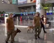 Охранник устроил переполох в аэропорту Одессы, угрожая взрывом: появилось видео