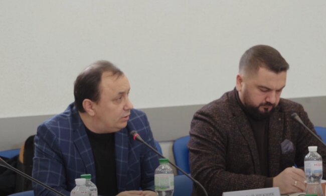 Доний, круглый стол