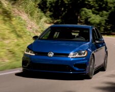 У Volkswagen Golf R нашли недостатки: чем разочаровал автомобиль во время тест-драйва