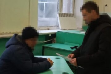 Розкрадання бюджетних коштів на Дніпропетровщині: ексдиректор училища розбагатів на закупівлях,деталі схеми