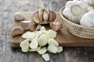 Chesnok-lekarstvennoe-sredstvo