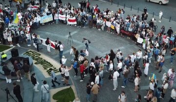 Харків'яни вийшли на вулиці проти диктатури Лукашенка: "Слава Україні і Жыве Беларусь"