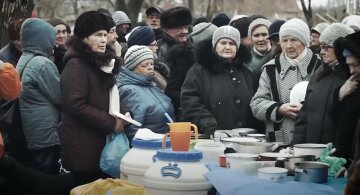 Россия вогнала жителей "ДНР" в абсолютную нищету, люди завопили: "Эйфория прошла – пришла жо..."