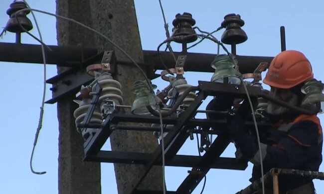 Графики отключения света в Киевской области на 22 апреля