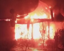 Під Києвом вогнем охопило житловий будинок: рятувальники винесли з руїн тіло 5-річної дитини