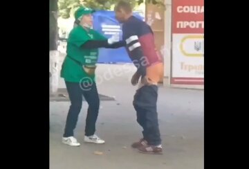 В Одессе неадекват "пометил" Филимонова, видео: "выразил свою позицию"