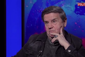 Поставленная задача – это освобождение всех территорий и Крыма, - политолог Вадим Карасев