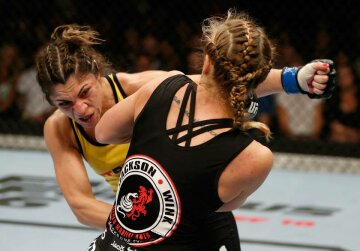 Шокирующие фото девушек после боев MMA: синяки и шрамы (фото)