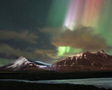 Невероятное северное сияние поразило Исландию (фото)