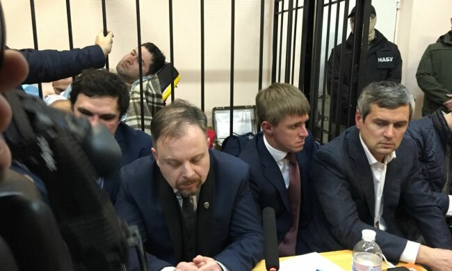Насиров