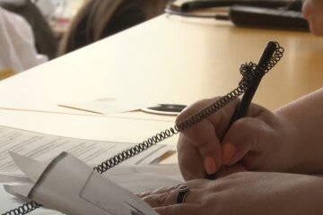 Грошова допомога для пенсіонерів у Харківській області