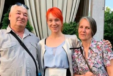 Светлана Тарабарова с родителями