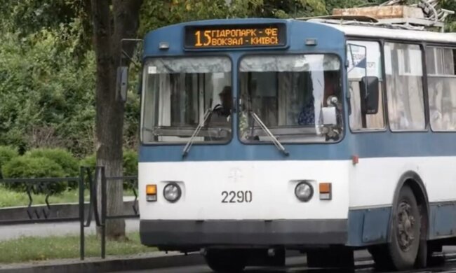 Ограничение движения транспорта в Житомирской области