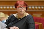 "Тверезий не може поводитись так": скандальну "слугу" Третьякову спіймали за дивним заняттям у Раді, відео