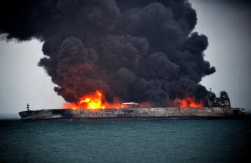 пожар на танкерах в керченском проливе рф корабль