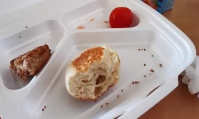 "Мамо, пиши відмовну, неможливо їсти": у Дніпрі школярі скаржаться на обіди в їдальні