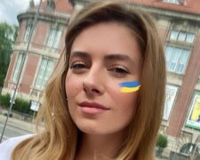 Звезда "Папика" Петрожицкая показала, как борется за Украину, пребывая в Германии: "Люблю наши..."