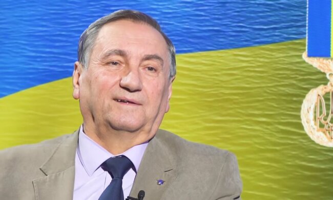 Коростельов розповів, яке значення мала зброя впродовж людської історії