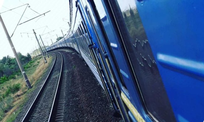 поезд укрзализныця колея