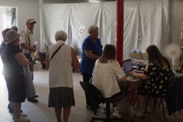 Бесплатные продукты для ВПЛ и пенсионеров в Днепре