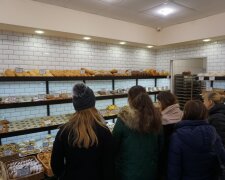 "Хлеб по сто гривен": объявлено о новых правилах покупок в магазинах и аптеках в Киеве