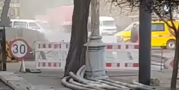 У Києві на місці бомбосховища знаходяться купи сміття, кадри: "немає санвузла і вентиляції"