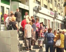 Денежная помощь для пенсионеров в Запорожье