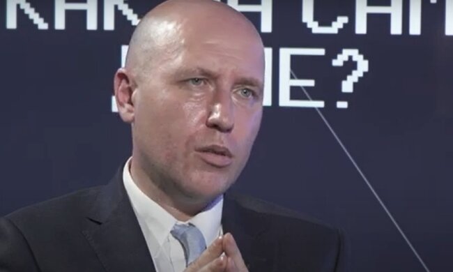 Где тонко, там и рвётся – а у нас сейчас тонко практически везде, - Бизяев