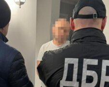 ДБР затримало екс-чиновника ЗСУ