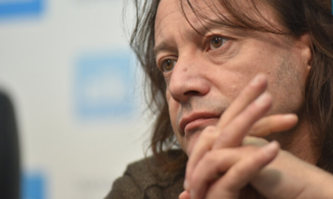 Скрипаль Попадюк пояснив, що заважає українцям жити як в Канаді: "ніяк не відпускає..."