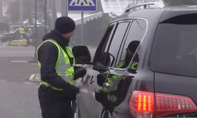 Велика шишка попався на п'яному водінні і дебоші в Одесі: довелося надіти наручники