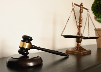 суд, судовий процес