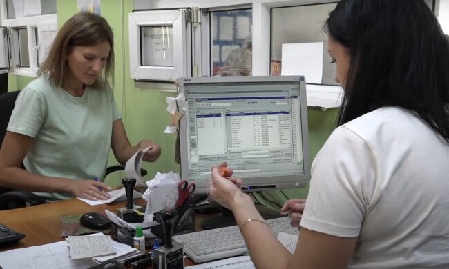 Гуманітарна допомога для пенсіонерів та ВПО у Сумській області