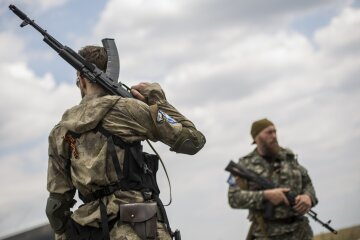 «Козаків» з Донбасу підняли на сміх за «публічну порку»: «50 відтінків вати»