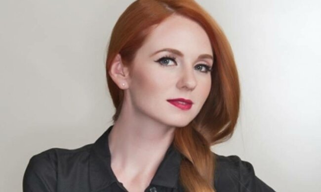 ЛЕНА КАТИНА