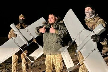 Украинские дроны-камикадзе и снайперские винтовки: волонтеры помогают армии