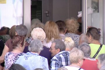 Гуманітарна допомога для ВПО та пенсіонерів у Дніпропетровській області