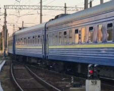 Трагедия в поезде "Укрзализныци", женщину спасти не удалось: первые подробности