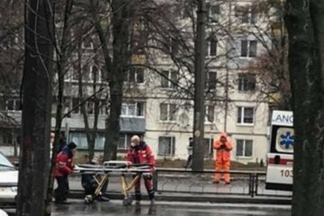 "Нога вивернулася в інший бік": у Харкові збили пішохода, який переходив дорогу в недозволеному місці