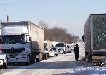 Ограничение движения транспорта в Черновцах