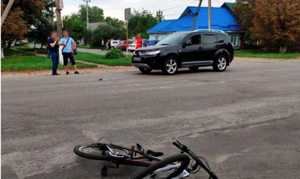 Позашляховик збив двох дітей на Полтавщині: кадри та подробиці жахливої ДТП