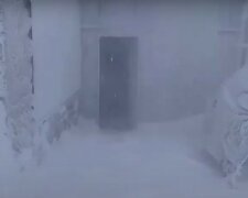 Украинскую землю засыпает снегом посреди весны: где бушует непогода, фото и детали