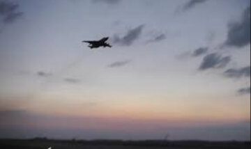 В небе над Донецком заметили авиацию ВСУ, в "ДНР" переполох: "Такого не было с 2014 года"