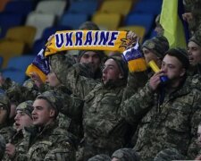 болельщики военные ато футбол украина