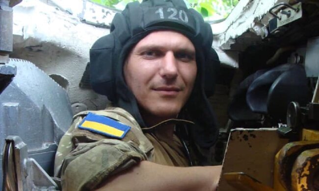 У Києві зупинилося серце славетного героя АТО, фото: "Жив одним життям з армією"