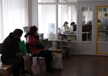 Денежная помощь в Киеве для пенсионеров