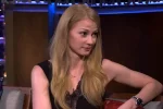 Звезда фильмов "Квартал 95" впечатлила новым образом: "Красивые девушки вареники под губы не подкладывают"