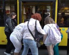 Новый график движения транспорта в Запорожье