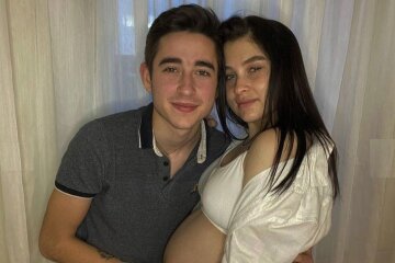 роман сасанчин з нареченою, Іванна