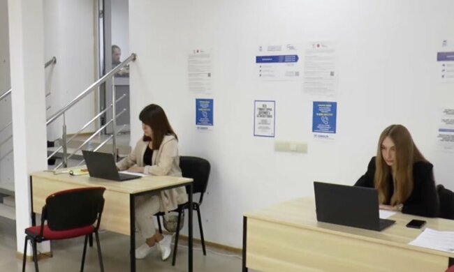 Грошова допомога для ВПО та пенсіонерів у Дніпропетровській області